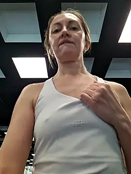 Miss    Mia  online show from February 25, 11:32 am