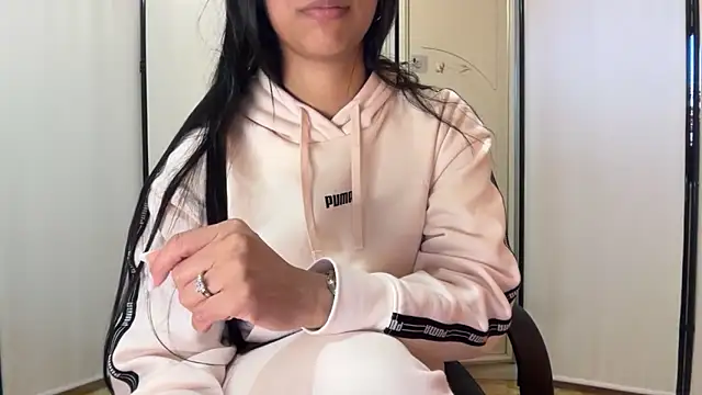 Dulce latingirl online show from November 13, 9:51 pm