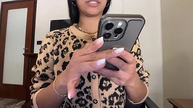 Dulce latingirl online show from December 17, 9:09 pm