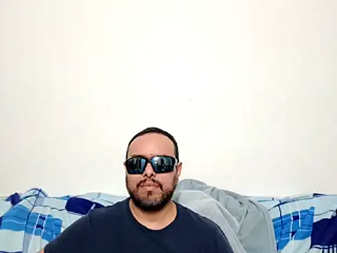 ElSunEagle online show from April 8, 2:13 am
