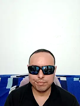 ElSunEagle online show from March 11, 1:54 am