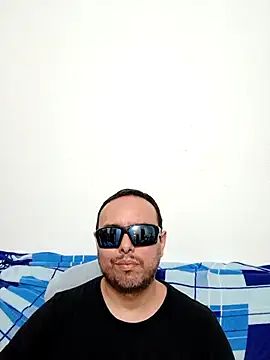 ElSunEagle online show from April 18, 2:36 am