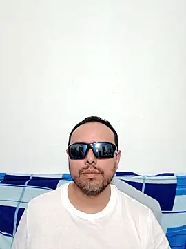 ElSunEagle online show from April 23, 2:40 am