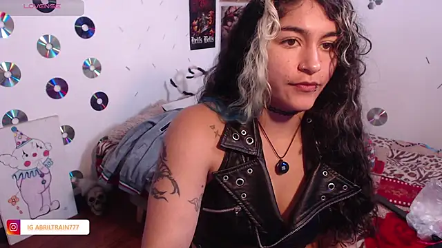 Snapshot of abril666 chatting on October 14, 3:45 pm abril666 online show from October 14, 3:45 pm
