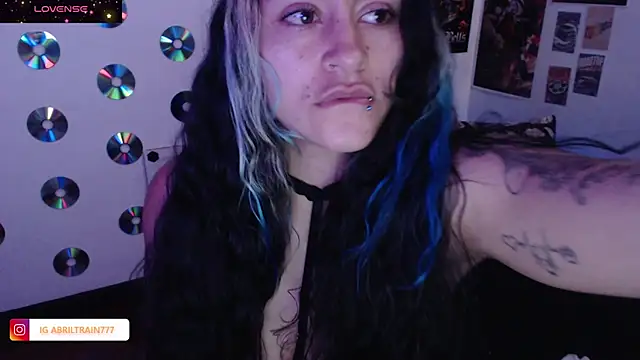 Snapshot of abril666 chatting on November 5, 2:53 pm abril666 online show from November 5, 2:53 pm