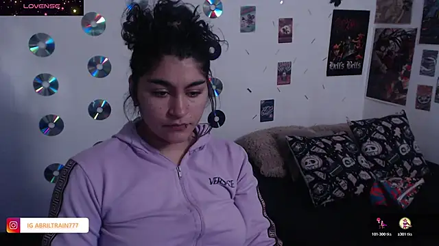 Snapshot of abril666 chatting on November 20, 4:07 pm abril666 online show from November 20, 4:07 pm