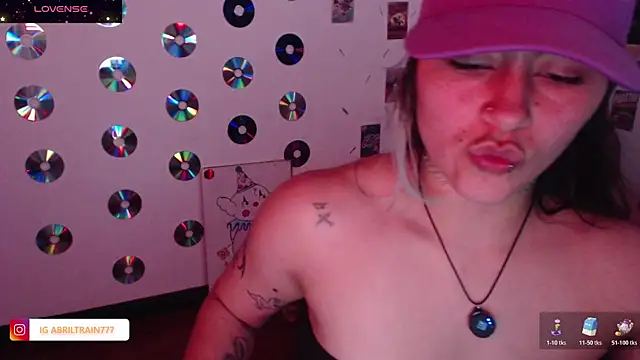 Snapshot of abril666 chatting on November 11, 4:13 pm abril666 online show from November 11, 4:13 pm