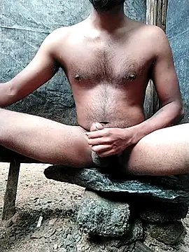 Snapshot of Danu_69 chatting on June 30, 4:01 am Danu 69 online show from June 30, 4:01 am