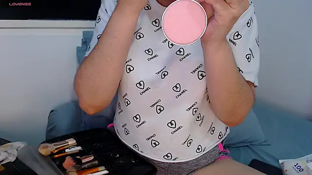 sofi-rojas1 online show from December 2, 1:06 am