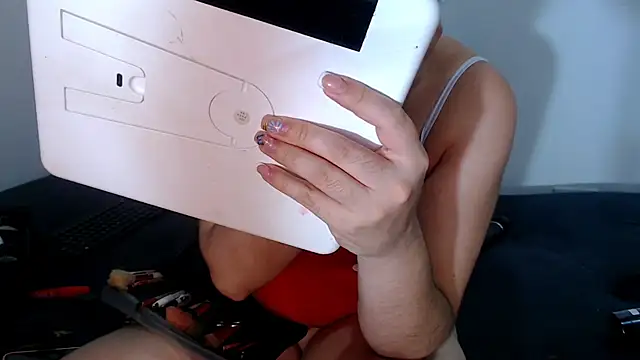 sofi-rojas1 online show from November 21, 1:04 am