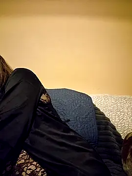 minierose online show from April 2, 4:08 am