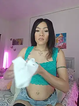 Snapshot of Roxy_SexyDiaz chatting on June 10, 6:53 pm Roxy SexyDiaz online show from June 10, 6:53 pm