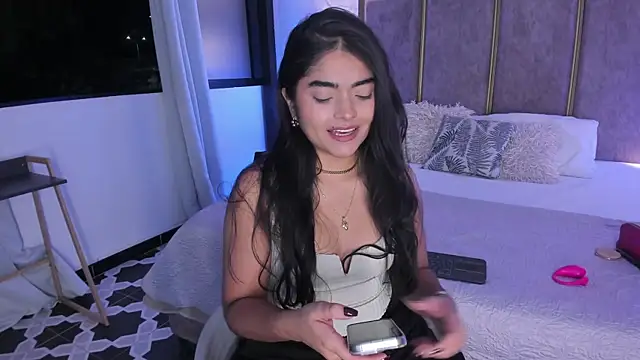 GiselOrtiz online show from July 11, 9:42 am