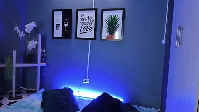 GiselOrtiz online show from March 10, 10:19 am