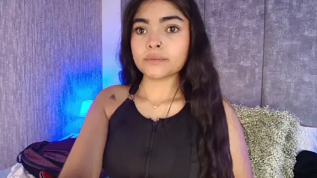 GiselOrtiz online show from April 1, 1:41 pm