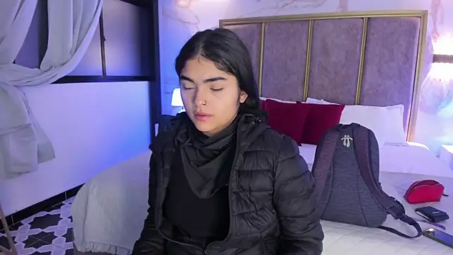 GiselOrtiz online show from April 7, 7:21 am