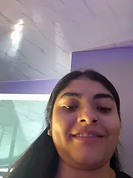 GiselOrtiz online show from March 5, 1:30 pm