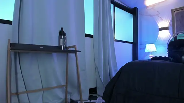 GiselOrtiz online show from April 10, 11:17 am