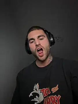 itsmehoneyhm online show from December 12, 7:48 pm