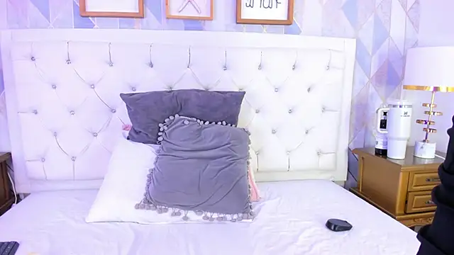 Jasmine55   online show from December 20, 3:31 am