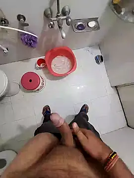 Snapshot of parank2021 chatting on January 24, 6:14 pm parank2021 online show from January 24, 6:14 pm