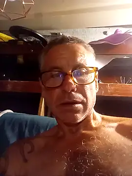 Snapshot of Pcsammy73 chatting on September 14, 5:52 am Pcsammy73 online show from September 14, 5:52 am