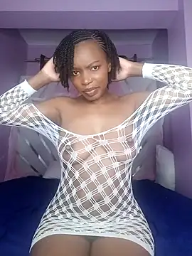 Snapshot of Pretty-queen123 chatting on October 9, 3:51 am Pretty-queen123 online show from October 9, 3:51 am