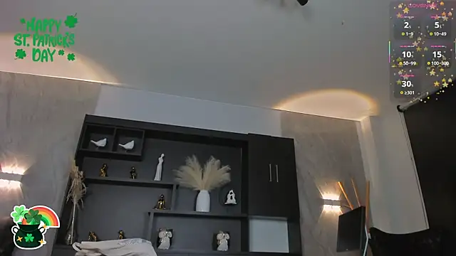 CorinneRusso online show from March 18, 10:39 am