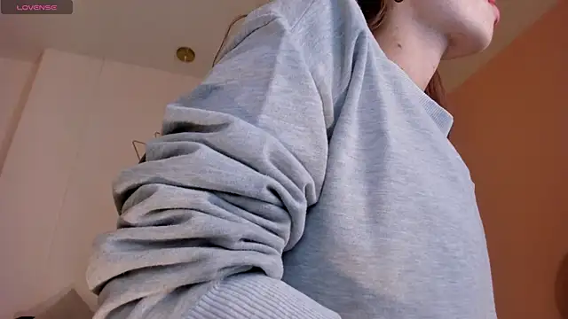 Snapshot of CorinneRusso chatting on July 10, 12:27 pm CorinneRusso online show from July 10, 12:27 pm