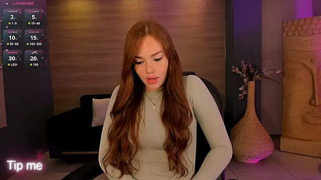 CorinneRusso online show from March 26, 12:58 pm