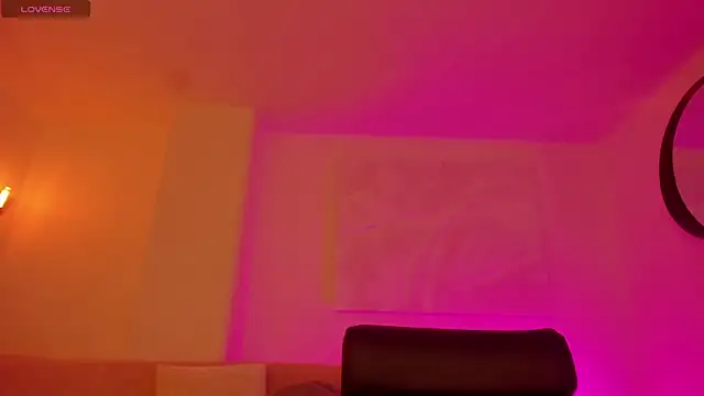 CorinneRusso online show from May 24, 5:35 pm