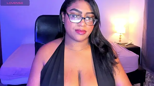 BlakmillerrGilson online show from April 18, 8:42 pm