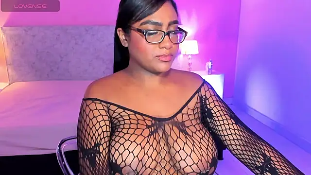 Snapshot of BlakmillerrGilson chatting on September 16, 7:31 am BlakmillerrGilson online show from September 16, 7:31 am