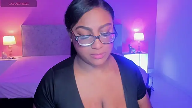 Snapshot of BlakmillerrGilson chatting on November 2, 8:03 pm BlakmillerrGilson online show from November 2, 8:03 pm