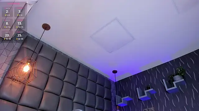 megan woll online show from October 25, 8:31 pm