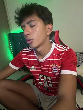 Leonarrrd 01 online show from March 9, 11:52 pm