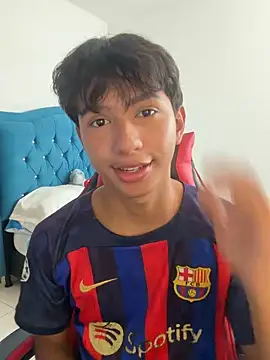 Leonarrrd 01 online show from February 6, 9:11 pm