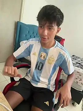 Leonarrrd 01 online show from March 31, 10:23 pm