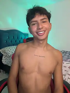 Leonarrrd 01 online show from April 8, 1:40 am