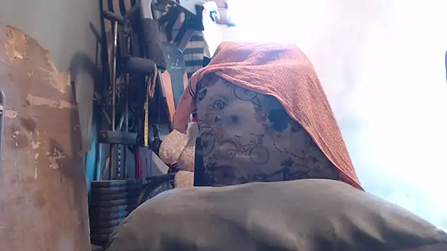 Amazing12inch online show from February 17, 3:53 pm