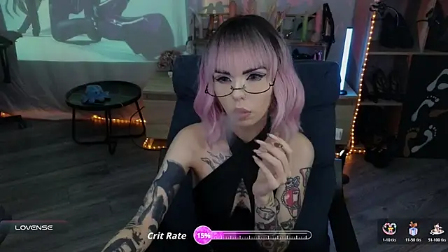 Snapshot of Kerry_Kirk chatting on November 6, 6:23 pm Kerry Kirk online show from November 6, 6:23 pm