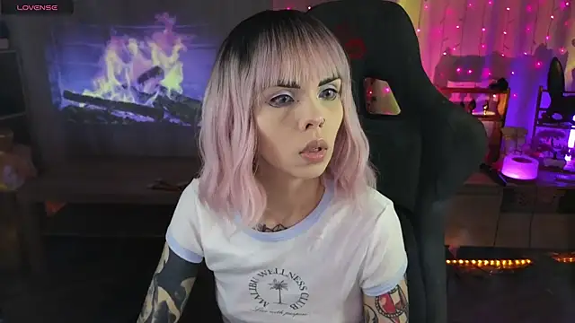 Kerry Kirk online show from March 26, 10:07 pm