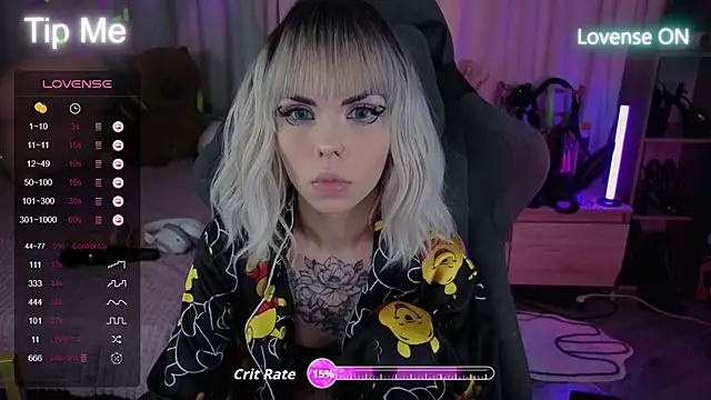 Snapshot of Kerry_Kirk chatting on September 27, 11:11 pm Kerry Kirk online show from September 27, 11:11 pm