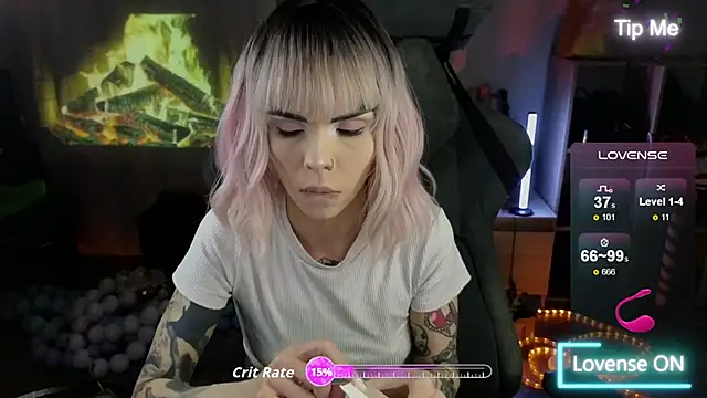 Kerry Kirk online show from December 17, 10:48 pm