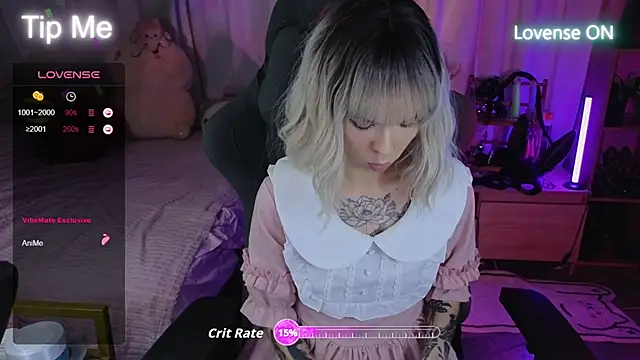 Snapshot of Kerry_Kirk chatting on September 19, 8:35 pm Kerry Kirk online show from September 19, 8:35 pm