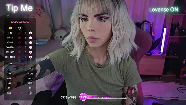 Snapshot of Kerry_Kirk chatting on September 17, 9:39 pm Kerry Kirk online show from September 17, 9:39 pm