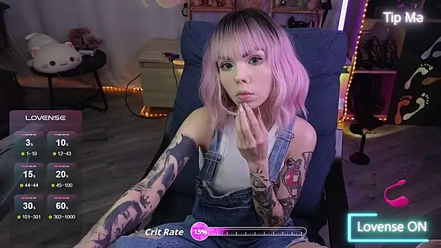 Snapshot of Kerry_Kirk chatting on November 13, 9:51 pm Kerry Kirk online show from November 13, 9:51 pm