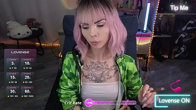 Snapshot of Kerry_Kirk chatting on November 12, 8:23 pm Kerry Kirk online show from November 12, 8:23 pm