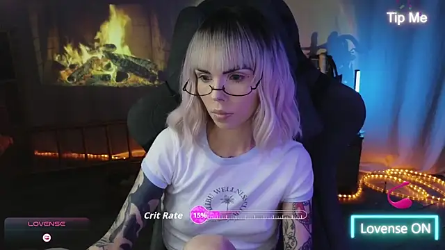 Kerry Kirk online show from February 7, 12:18 am