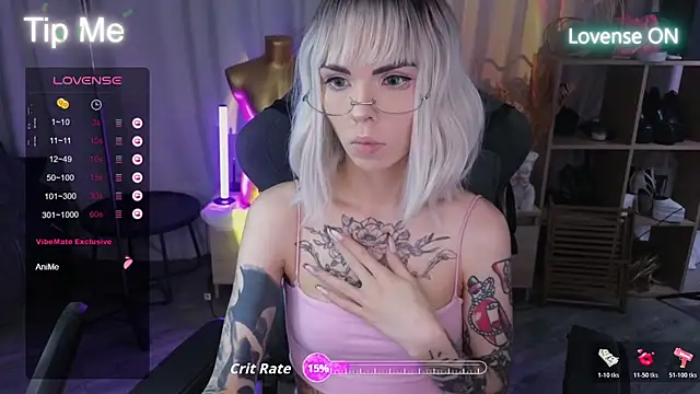 Snapshot of Kerry_Kirk chatting on October 17, 6:53 pm Kerry Kirk online show from October 17, 6:53 pm